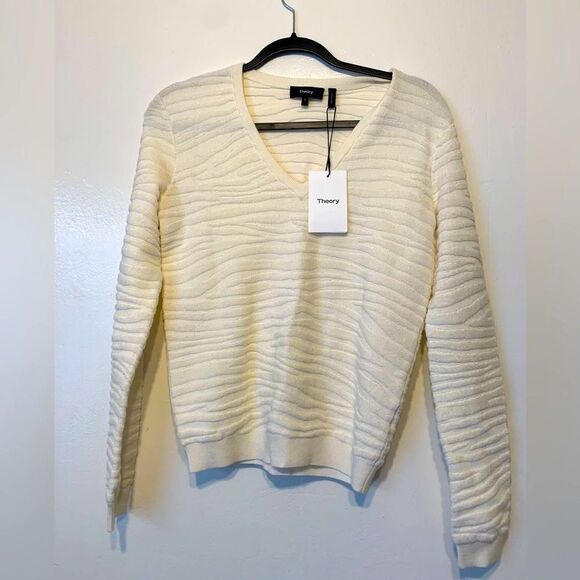 Theory plans zebra wool blended V-neck pullover size P, ivory , NWT - Picture 3 of 6